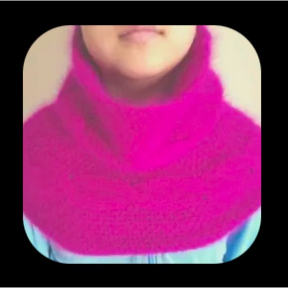 hand-knitted Angora Goats cashmere simple infinity scarf.